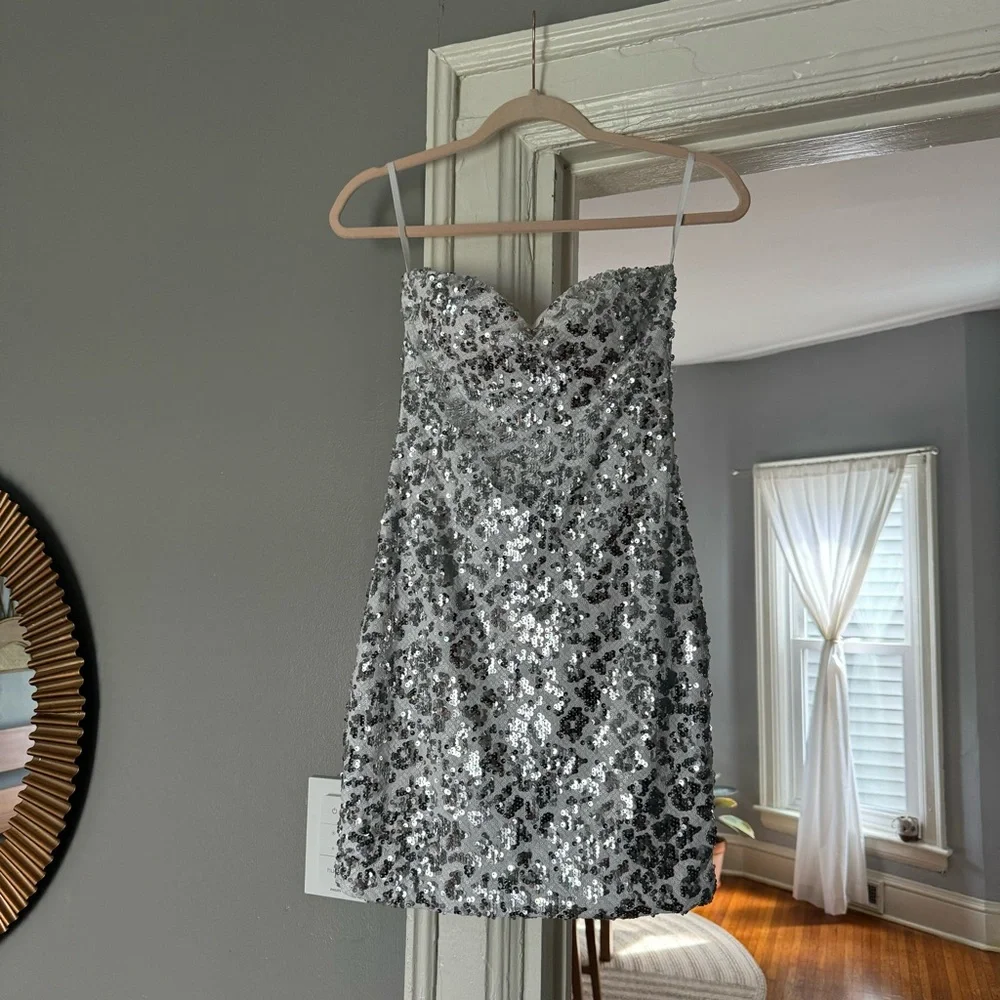 Arden B strapless sequin mini dress - Picture 1 of 3
